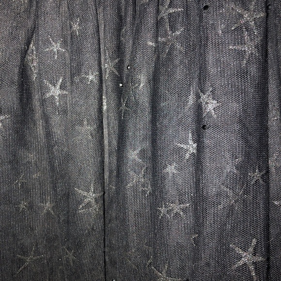 harper + lemon black off the shoulder dress stars - Picture 2 of 5